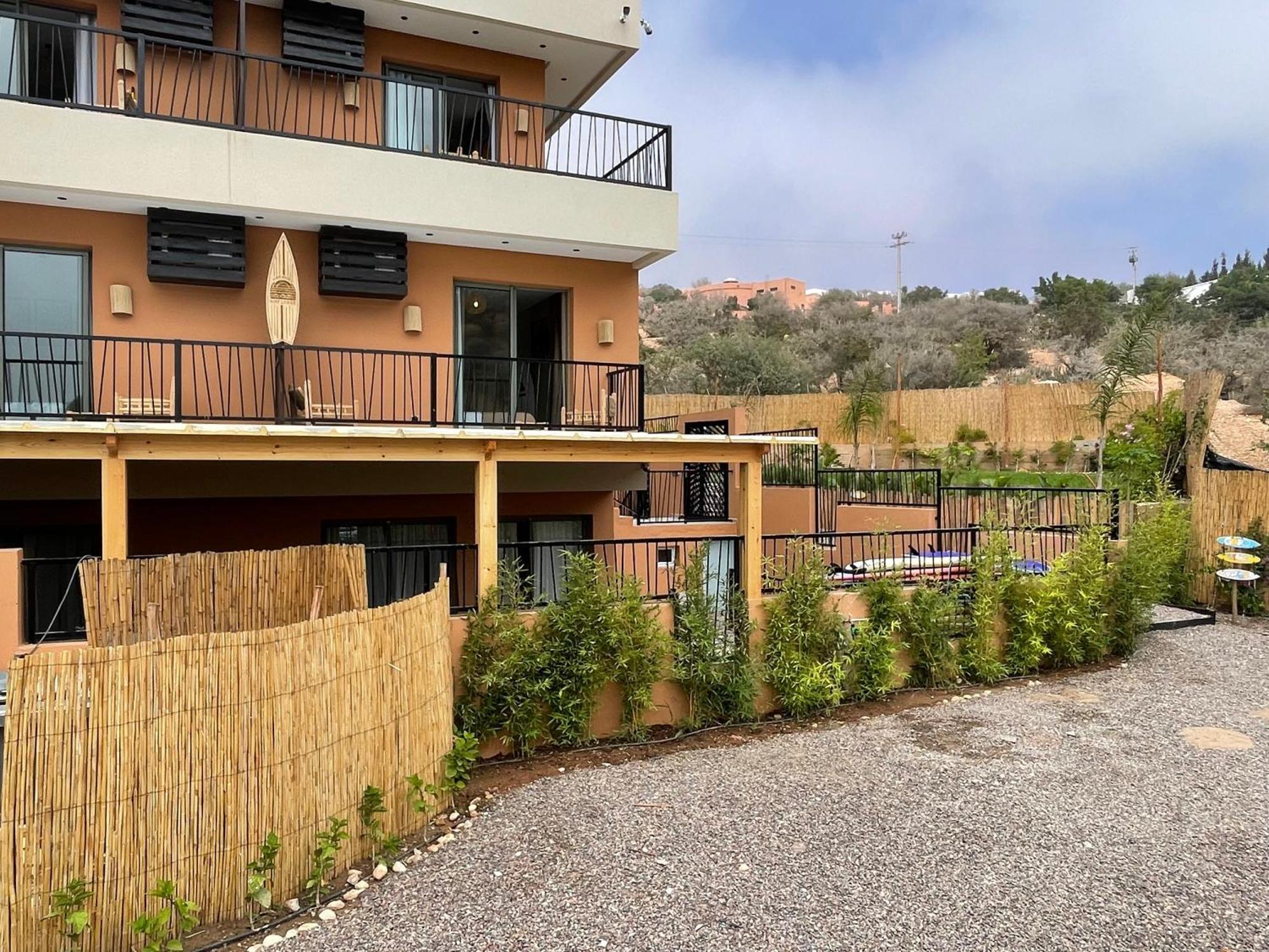 Harmony Surf Lodge タガズー エクステリア 写真
